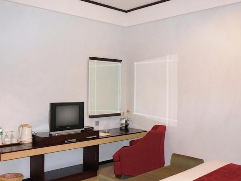 Rumah Nenek Hotel And Restaurant Padang  Luaran gambar