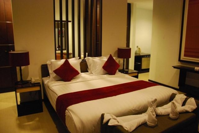 Rumah Nenek Hotel And Restaurant Padang  Bilik gambar